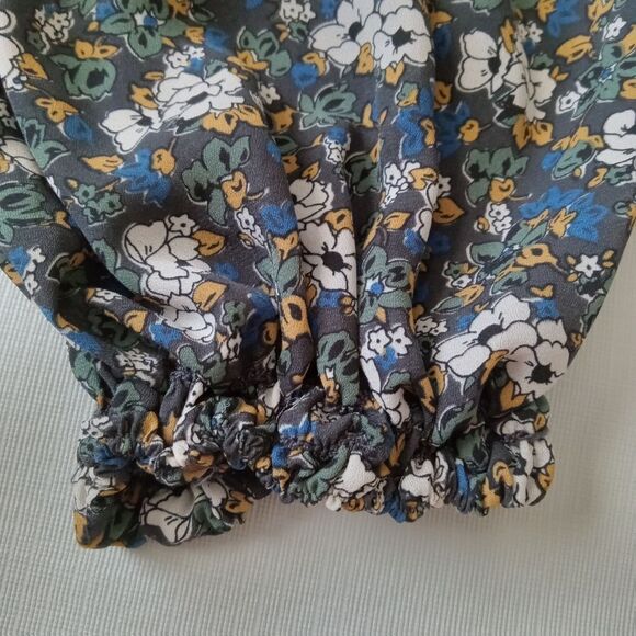 Max Studio Green Floral Pattern Lightweight Cold Shoulder Blouse Women's Small - Picture 8 of 10